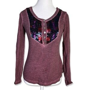 FREE PEOPLE Maroon Tiger Eyes Sequin Bib Henley Long Sleeve Tee Tshirt  Size XS